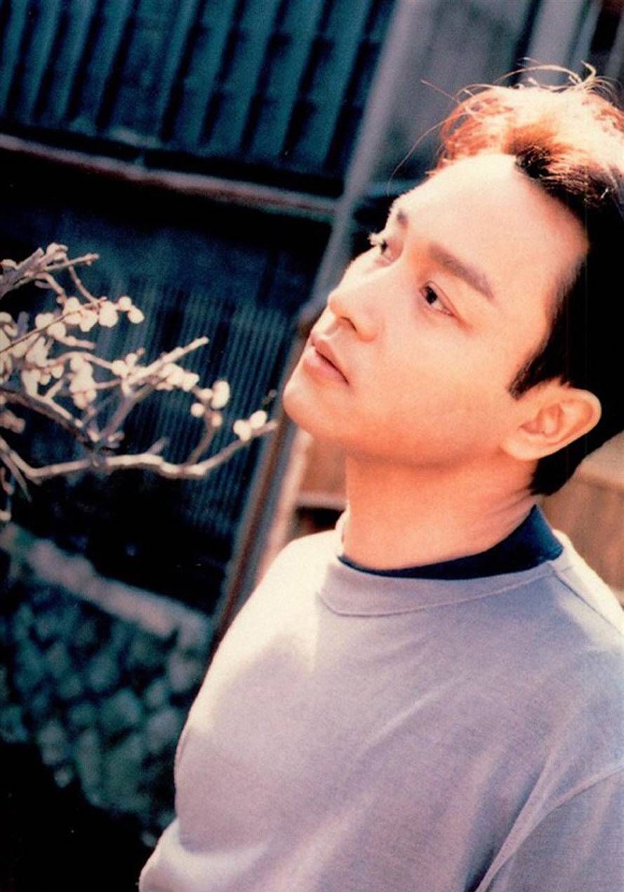 張國榮個人資料曝光 揭張國榮為什么自殺