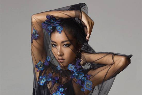 吉克雋逸演唱的《halo》原唱是誰(shuí)