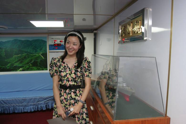 章艷老公是誰 揭秘章艷個人資料