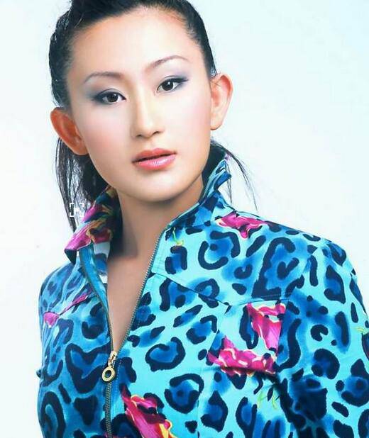 張丹露個(gè)人資料 網(wǎng)曝趙文卓老婆張丹露好丑