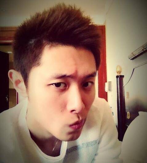 張嘉倪生日男友求婚戀情曝光 揭張嘉倪個人資料