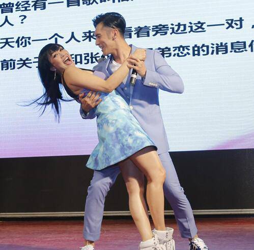 張倫碩真的喜歡鐘麗緹 曝張倫碩整容前后對比照