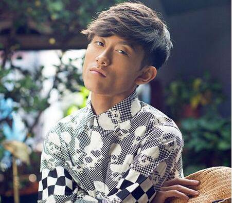 張一山身高多高 張一山楊紫結(jié)婚照遭曝光