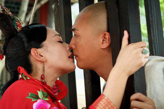 揭杜淳張嘉倪分手原因 杜淳張嘉倪昔日吻戲圖片