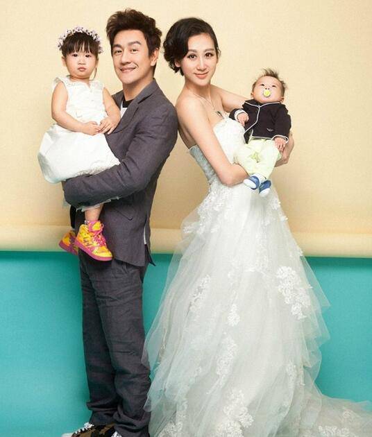 《爸爸去哪兒》陳浩民女兒加盟 嬌妻5年生4個(gè)