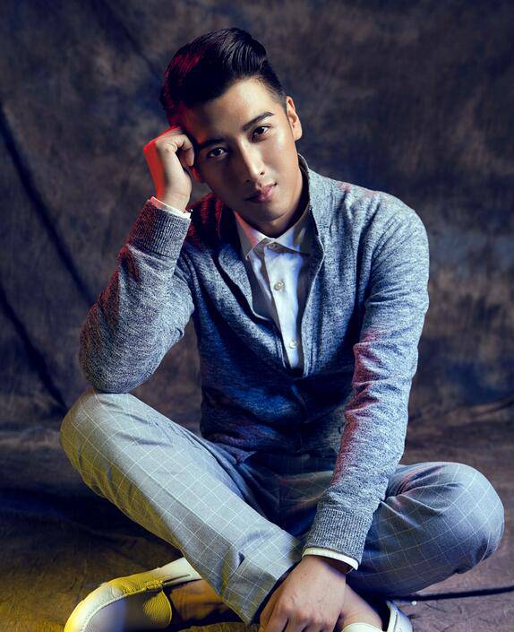 應(yīng)昊茗韓棟撞臉對比照 應(yīng)昊茗和韓棟是什么關(guān)系