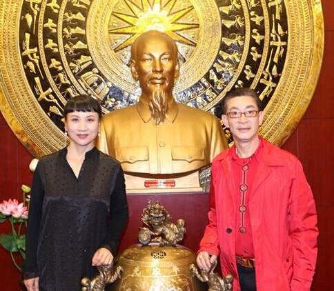 六小齡童的妻子是誰 揭六小齡童浪漫愛情史