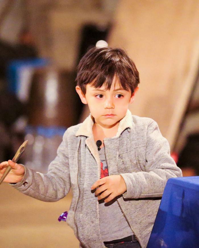 劉燁的兒子諾一個人資料 如此懂事因為她