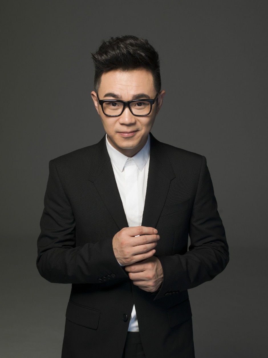 董成鵬老婆張文露被爆 兩人同為主持人一見傾心