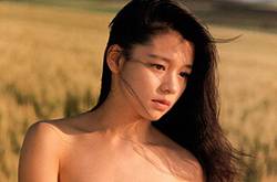 徐若瑄早年全裸寫真曝光 模樣清純可人