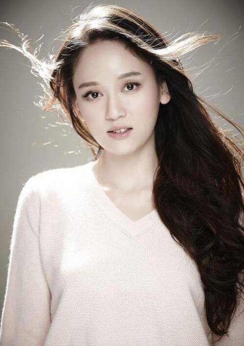 超模高以翔老婆是誰 他說陳喬恩是理想老婆