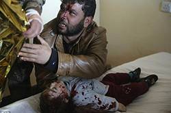 15月大女嬰被is炸死 父親抱著女兒的遺體痛哭