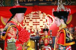 皇帝洞房之夜居然是這樣的 上床規(guī)矩太變態(tài)