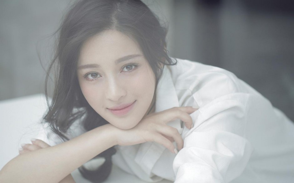 甘婷婷的老公是誰 大尺度凸點(diǎn)露奶照堪比三級(jí)