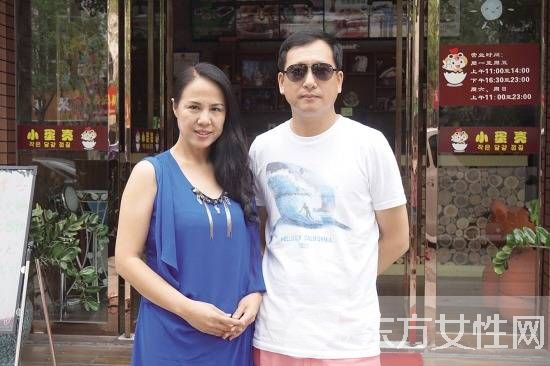 鄭爽媽媽近照曝光 皮膚白皙顏值高的嚇人