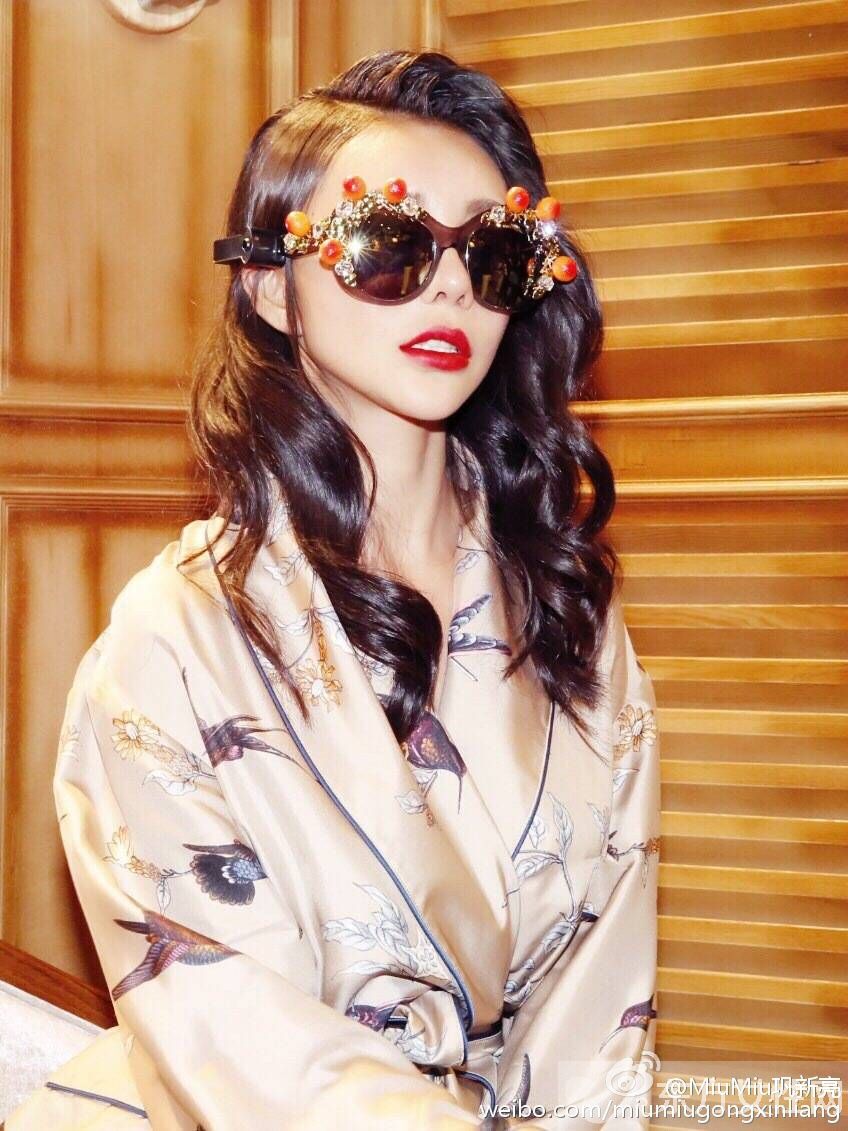 鞏新亮整容前后照片曝光 臉蛋詭異被侃整殘