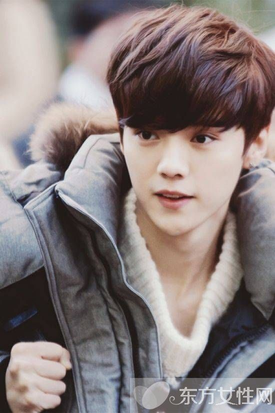 鹿晗家庭背景曝光 鹿晗的女朋友是誰