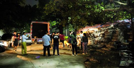 市民一夜買光32噸土豆 只為讓六旬老人能早點(diǎn)回家