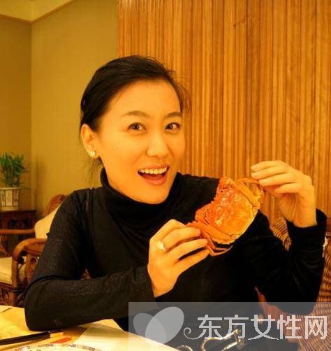 譚晶老公個(gè)人資料簡(jiǎn)介 譚晶老公鄧文翰顯赫背景曝光