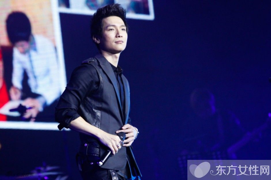 陳楚生近況美好 否認(rèn)美女老婆身價(jià)億萬(wàn)