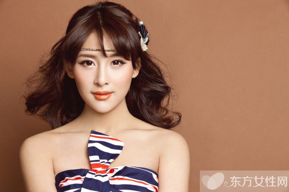 賈青個(gè)人資料 賈青為何半夜和富二代男吵架還上了樓