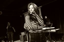 袁婭維個(gè)人資料大起底 深扒胡袁婭維的演藝經(jīng)歷