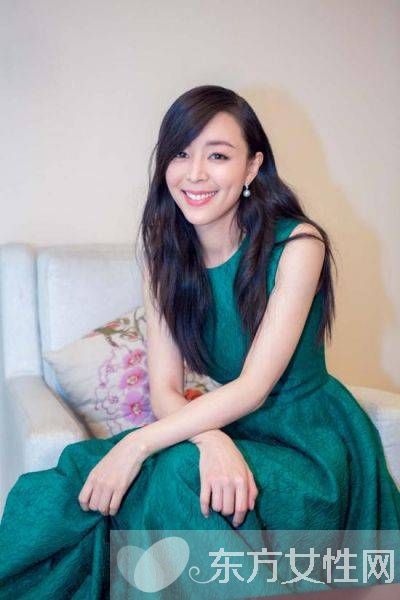 張靜初個(gè)人資料 張靜初半裸寫真曝光