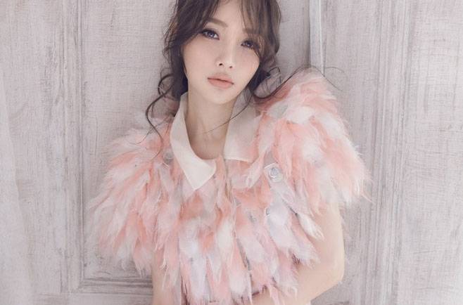 李小璐家庭背景曝光 李小璐母親原來是這樣雄厚的背景