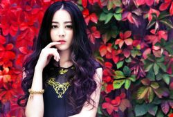 迪麗熱巴和楊冪什么關(guān)系 迪麗熱巴演過(guò)的電視劇