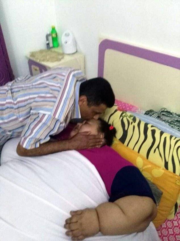 世界最胖女子25年未曾出門(mén) 體重已重達(dá)半噸