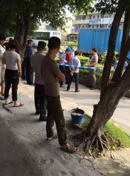 男子追砸押款車被打死 哪種情況下押運(yùn)員可以開槍