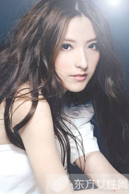 潘辰整容了嗎 超女潘辰個(gè)人資料曝光