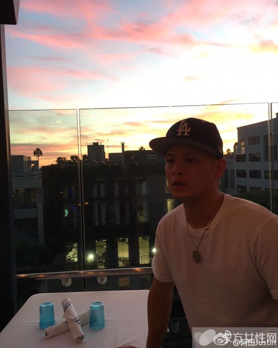 側(cè)田為什么退出樂壇 側(cè)田家庭背景曝光