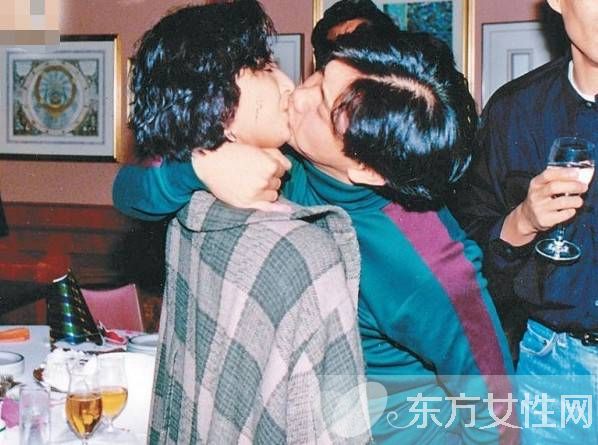 前港姐吳婉芳老公夢(mèng)中猝死 兩人愛情催人淚下