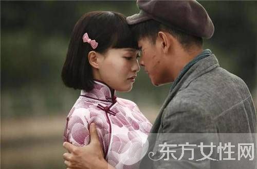 唐嫣羅晉公開訂婚是真的嗎 唐嫣個人資料