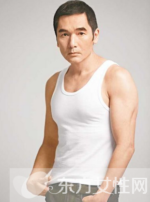 演員方中信個人資料 方中信稱養(yǎng)女兒太貴不敢再生