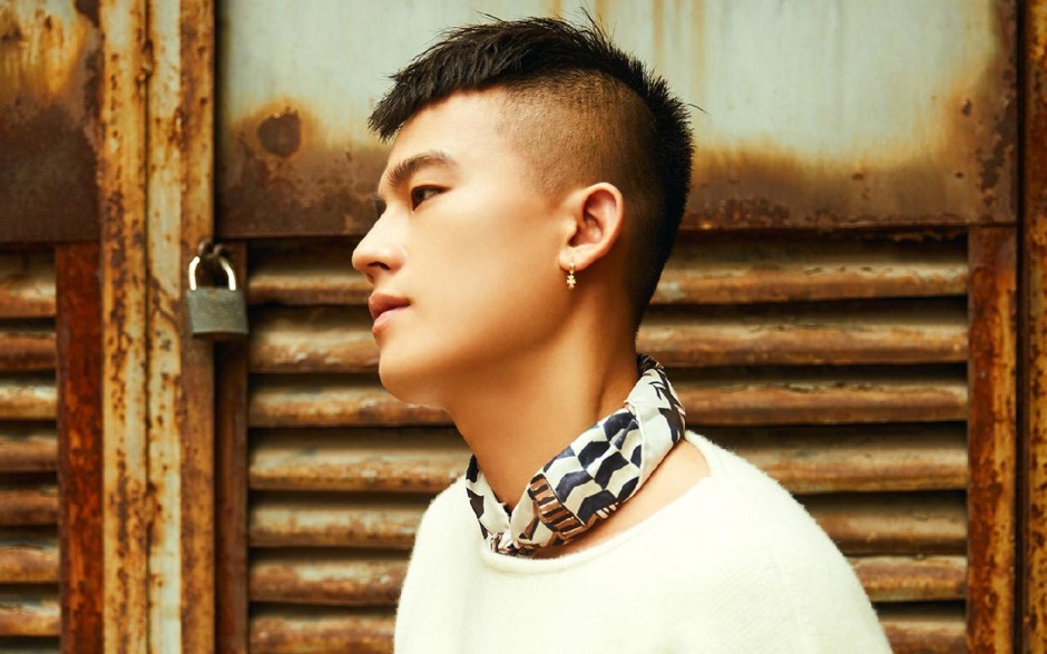 歐豪家庭背景大揭秘 父親早年創(chuàng)業(yè)破產(chǎn)家道中落