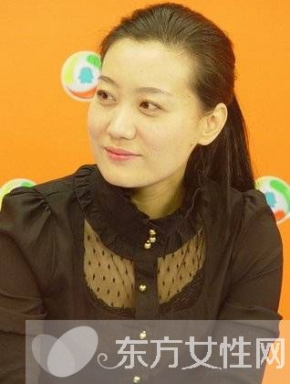 譚晶老公個(gè)人資料簡(jiǎn)介 譚晶老公鄧文翰顯赫背景曝光