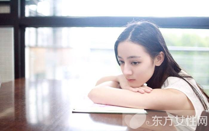 迪麗熱巴和楊冪什么關(guān)系 迪麗熱巴演過的電視劇