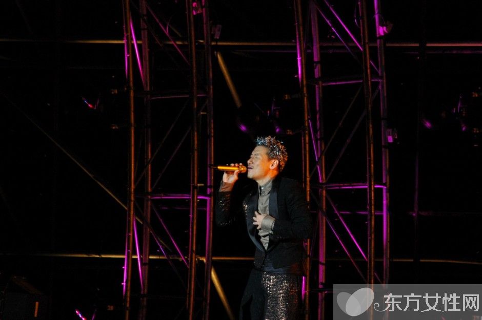 張學(xué)友女兒近照曝光 張學(xué)友家庭背景大起底