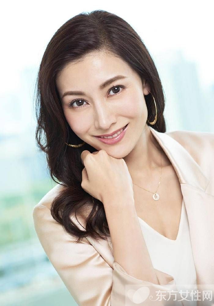 李嘉欣與夫窗前激戰(zhàn) 大尺度不雅照十分淫穢