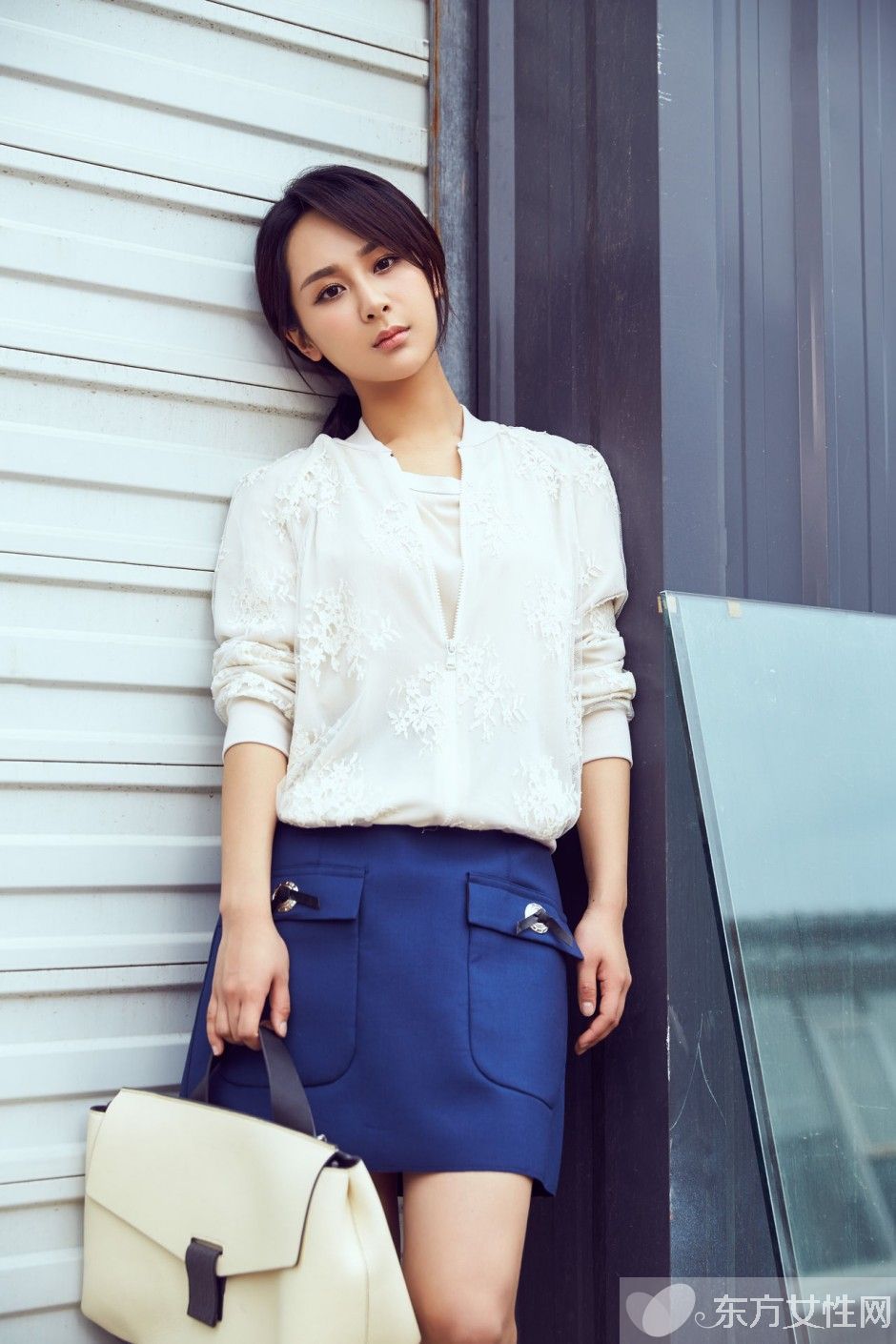 楊紫的男朋友是誰  楊紫與男友豪車舌吻圖片曝光