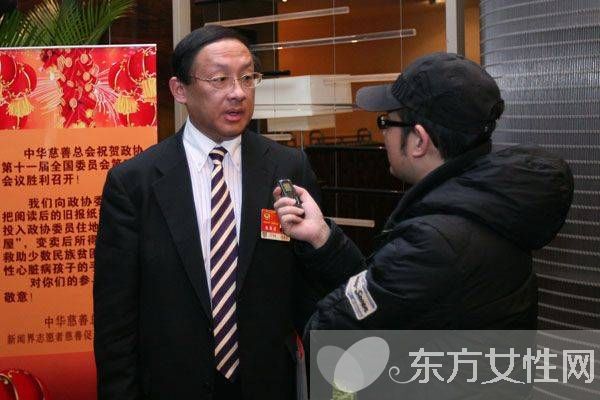 揭秘沈冰與蔡建國情史 沈冰老公蔡建國個人資料