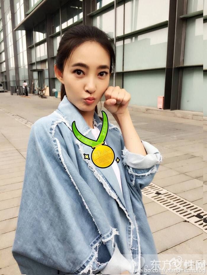 素顏女神王麗坤個(gè)人資料 王麗坤老公是誰