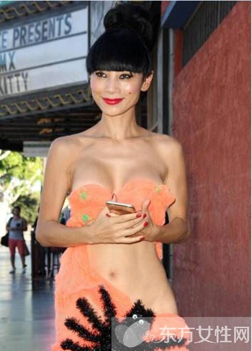 白靈個(gè)人資料曝光 54歲露點(diǎn)雷人自摸不停