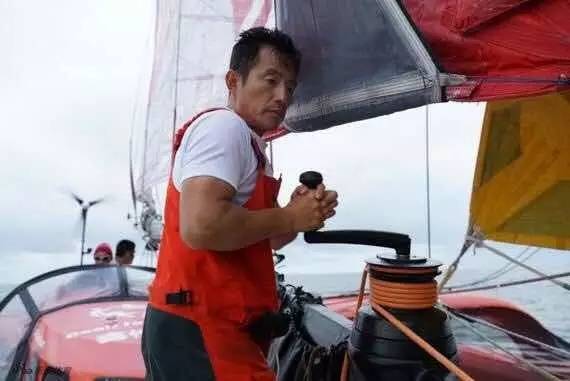 船在人失 中國(guó)帆船選手郭川在夏威夷海域失聯(lián)