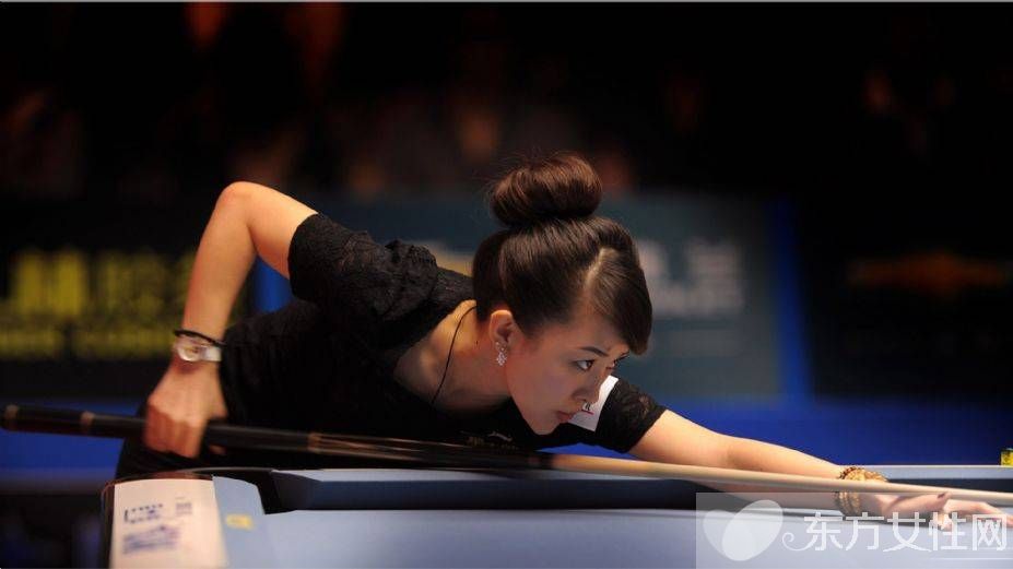 九球天后潘曉婷個人資料 潘曉婷低胸裝險些走光