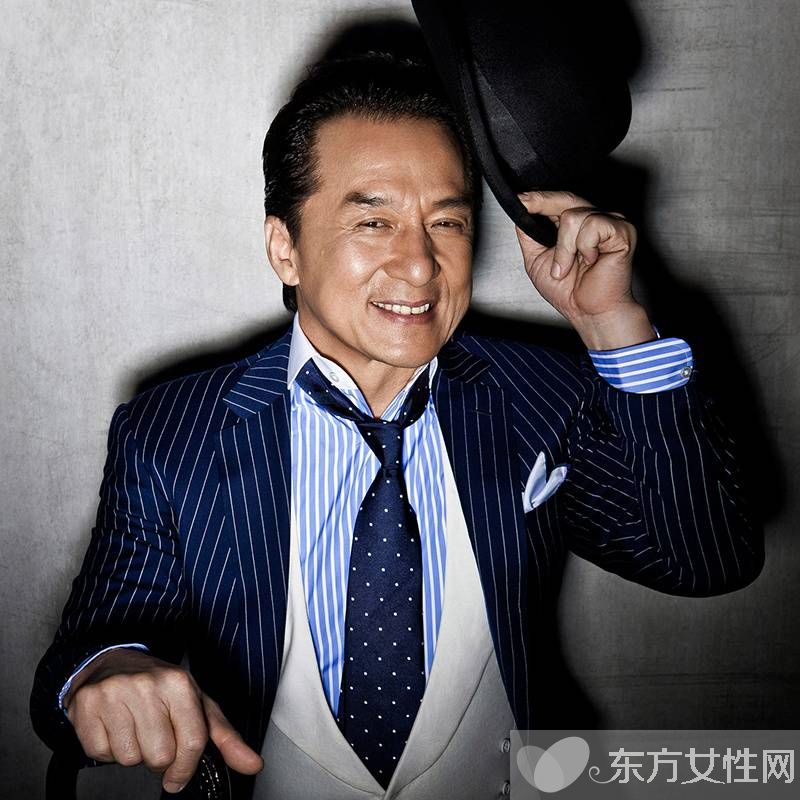 62歲成龍獲奧斯卡獎 成龍微博發(fā)聲 電話被打爆了