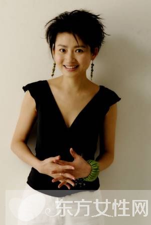 央視主持人王小丫情史大曝光 王小丫的現(xiàn)任老公是誰(shuí)