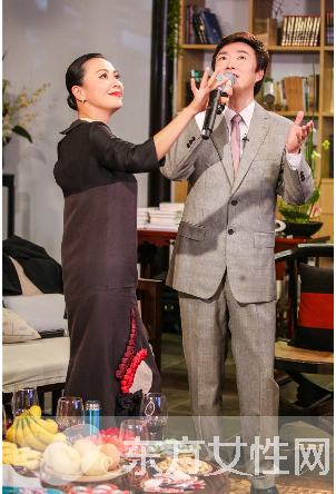 費玉清老婆是誰  小哥 費玉清個人資料